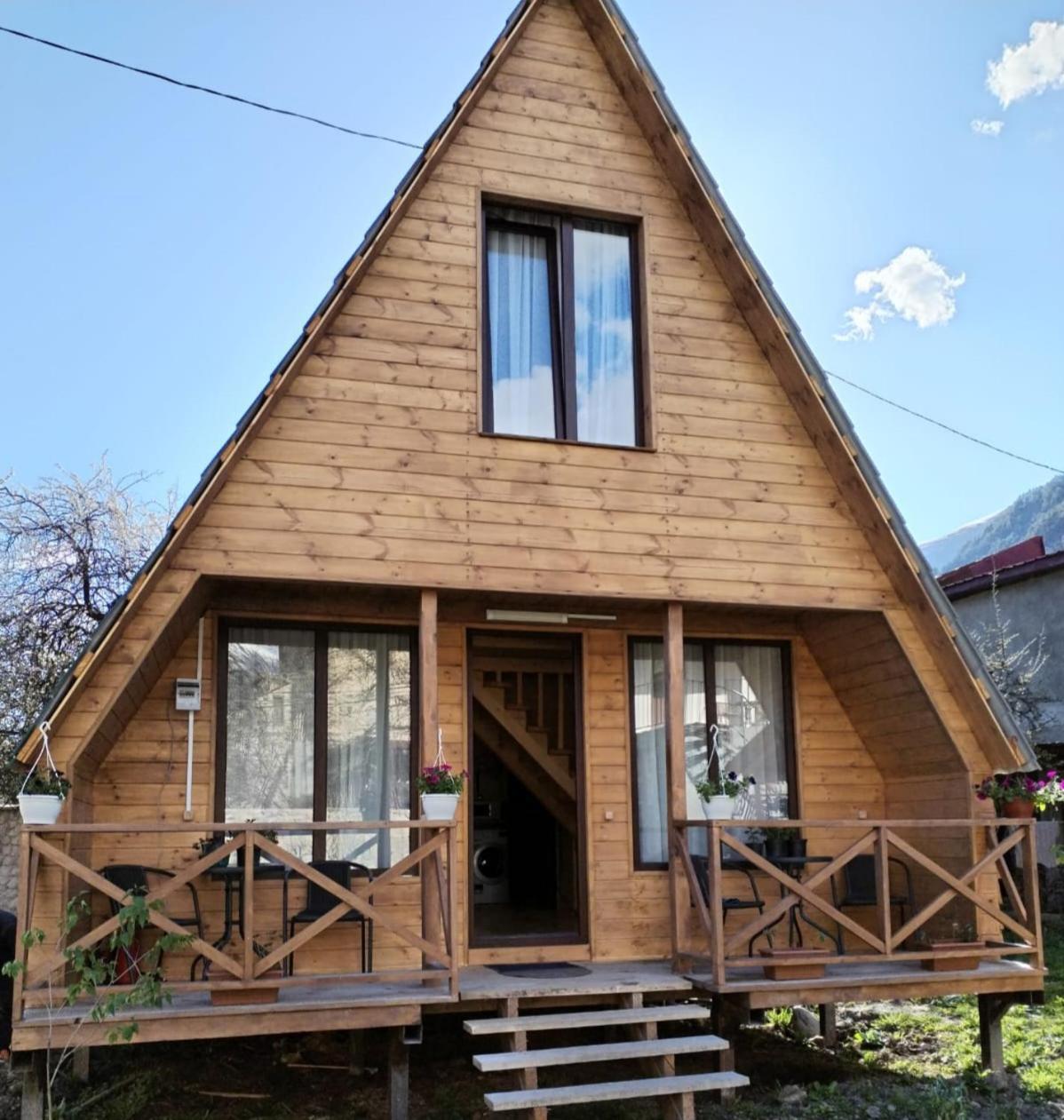 Guesthouse Venera Mestia Zewnętrze zdjęcie